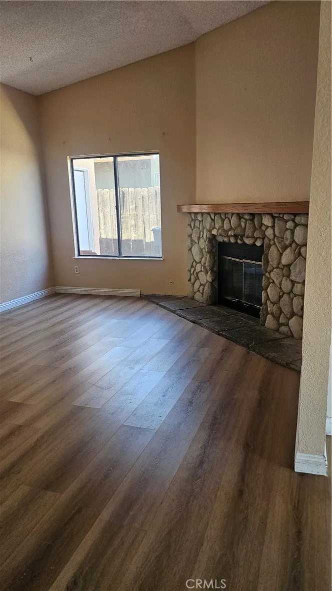 2031 Yucateca Street, Perris, California 92570 home-pic-6